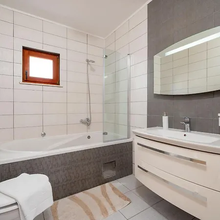 Val Apartment Trogir